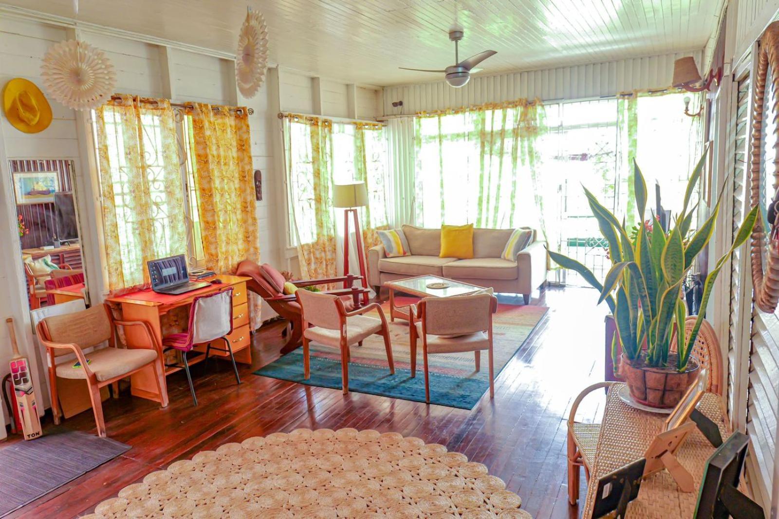 Smith'S Homestay Georgetown Extérieur photo